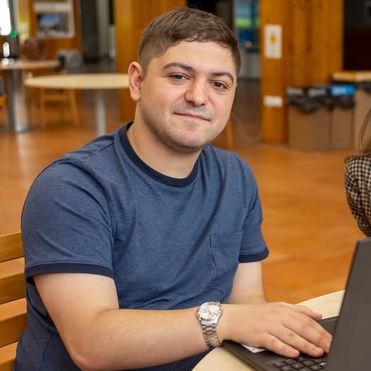 From Yerevan to International Success: Artur Sahakyan’s Journey at Pázmány University 